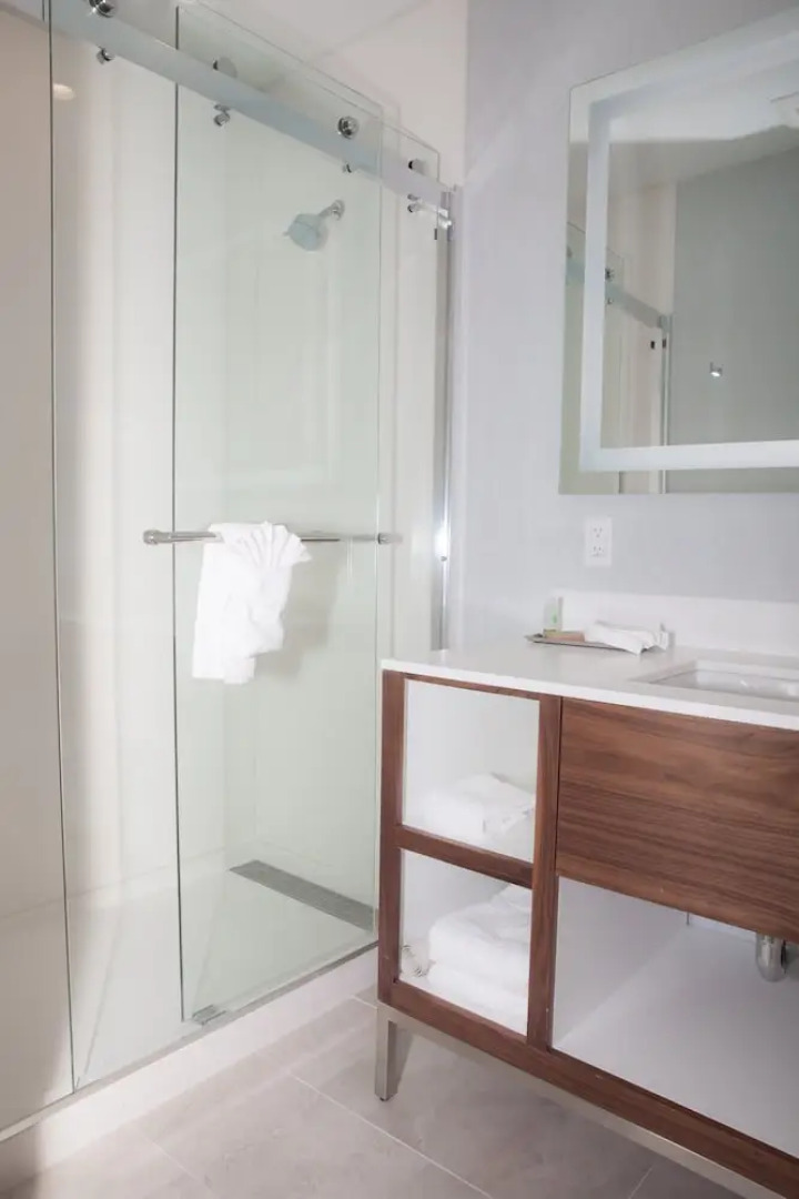 Pasadena Rose & Crown Hotel