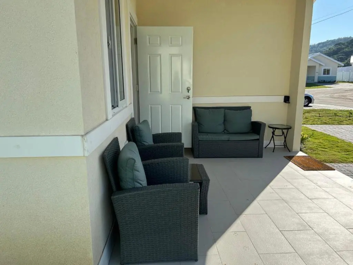 Seamist villa @Oceanpointe Lucea comfy 2BR w/pool gym & parking