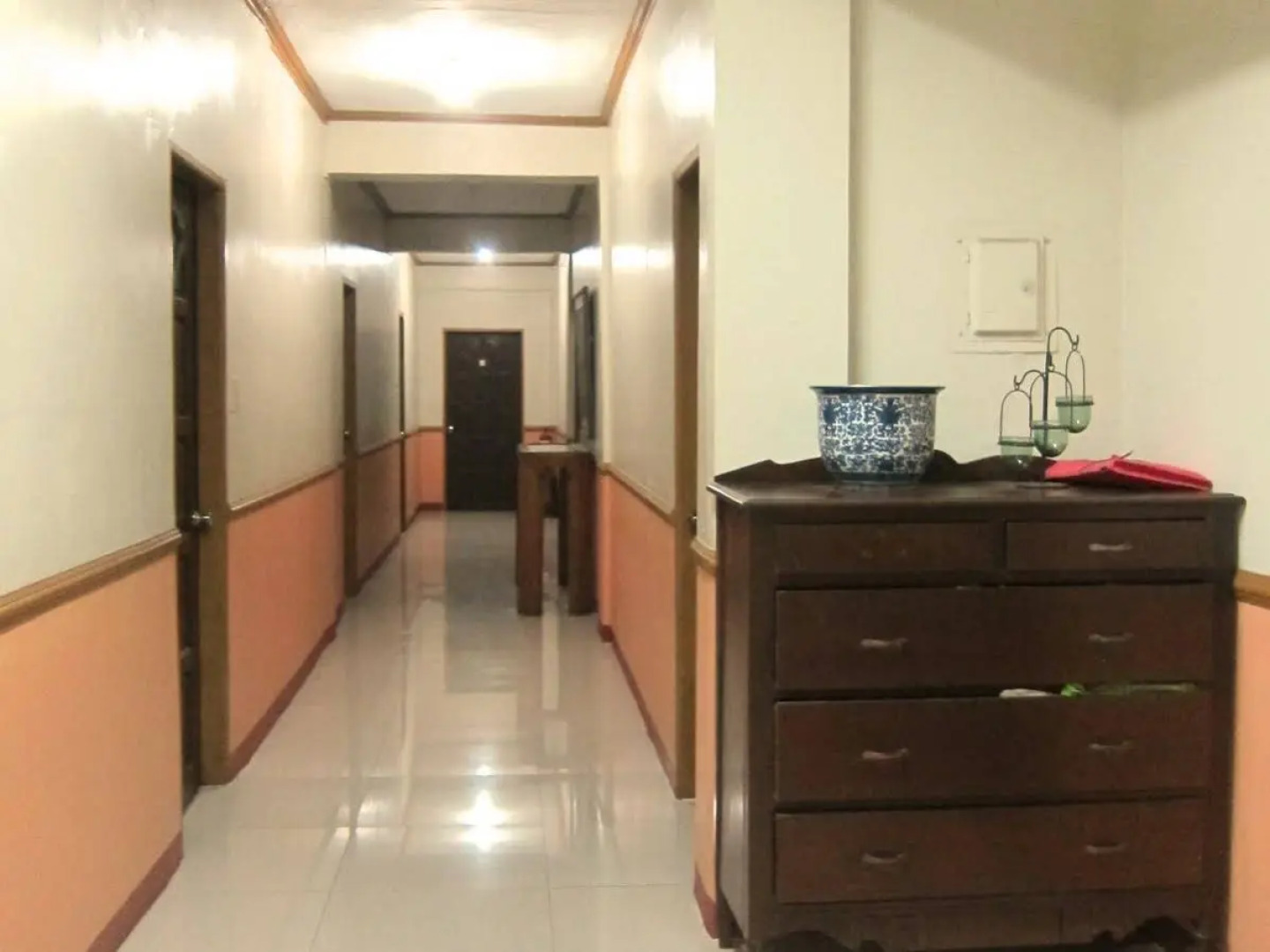 White Dahlia Apartelle