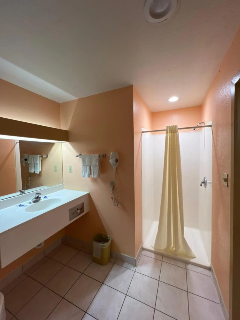 Americas Best Value Inn - San Antonio Lackland AFB
