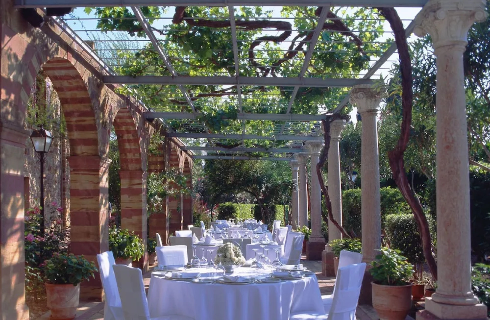 Argentikon Luxury Suites