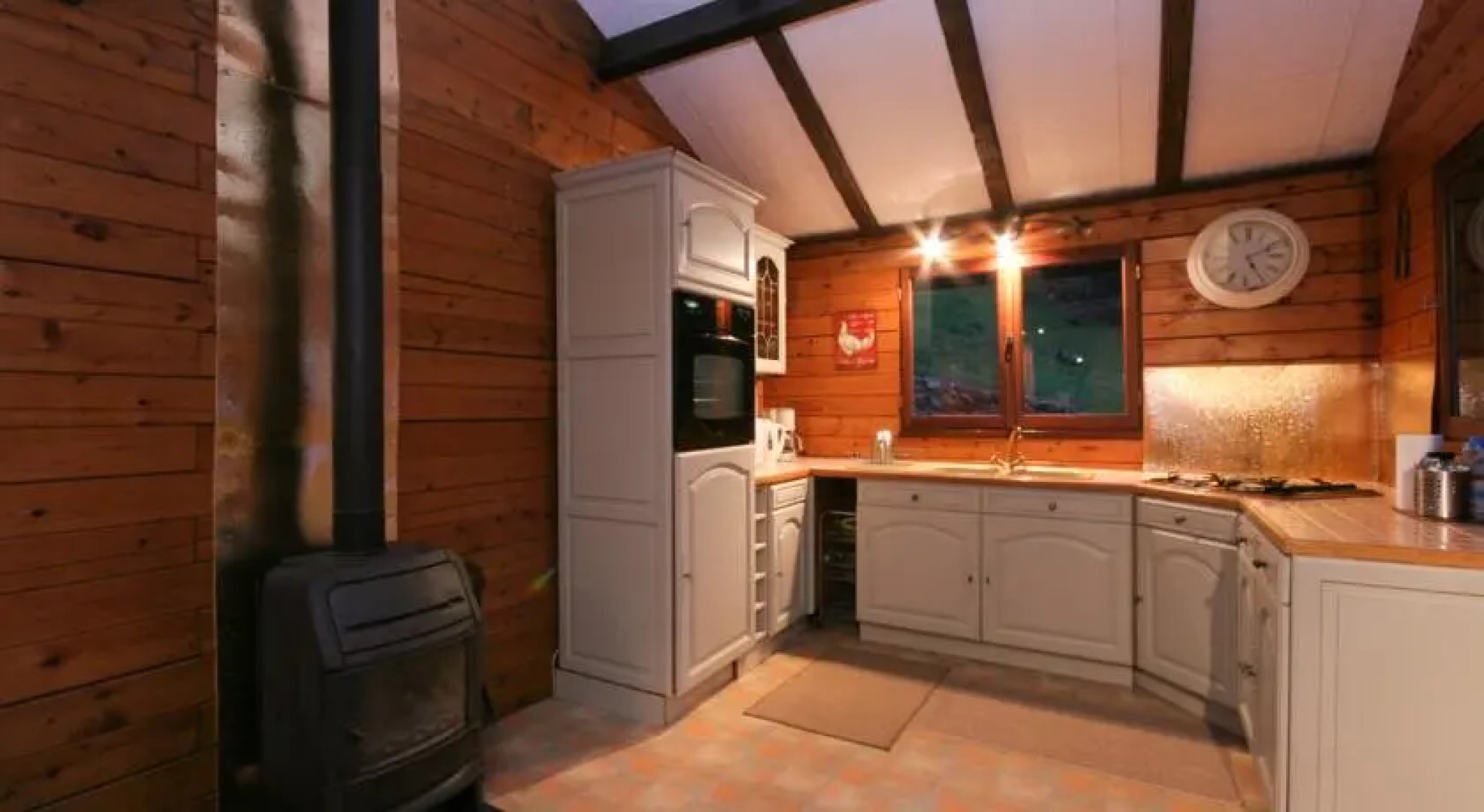 Lakeside cabin Lac de chaumecon