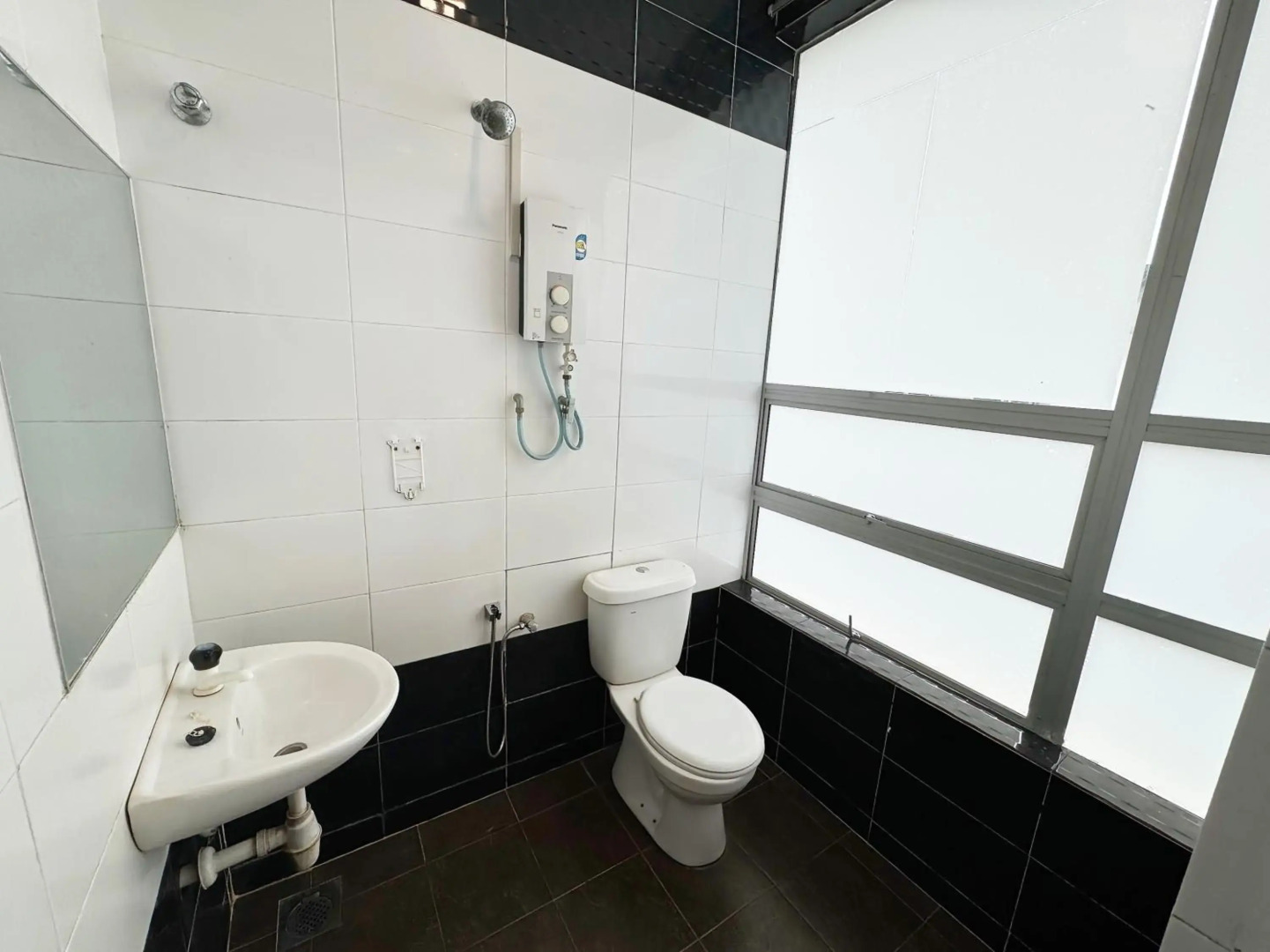 EV World Hotel Mentakab