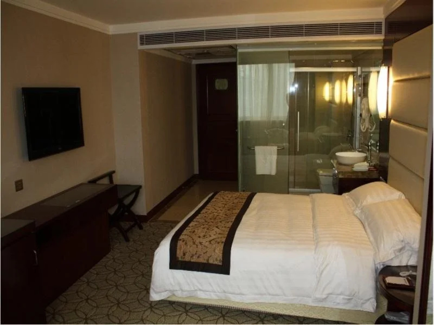 Shenzhen Petrel Hotel