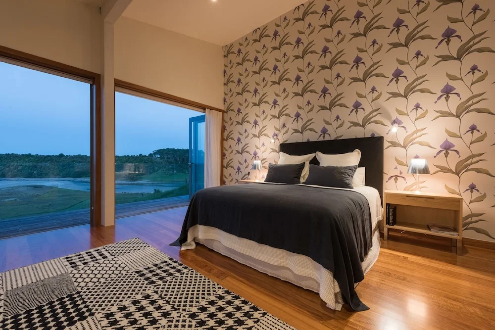 Otaha Beachfront Lodge by Touch of Spice