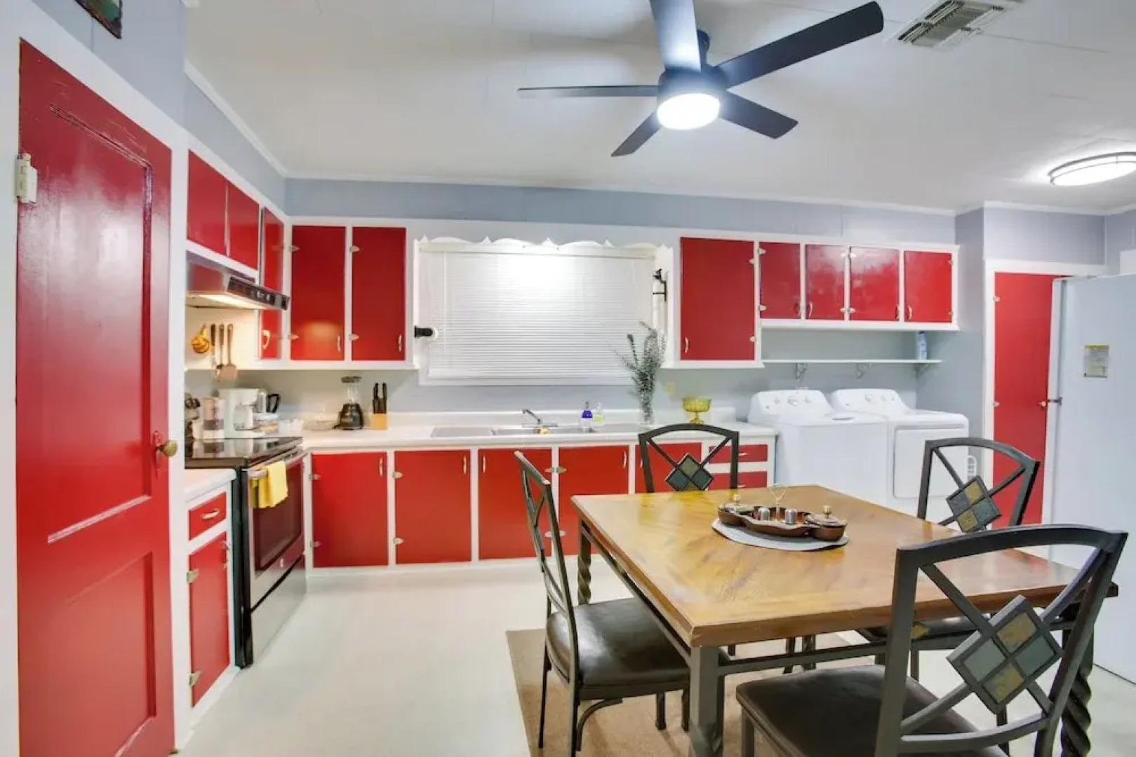 Walk to 1st Street: Family Home in Thibodaux!