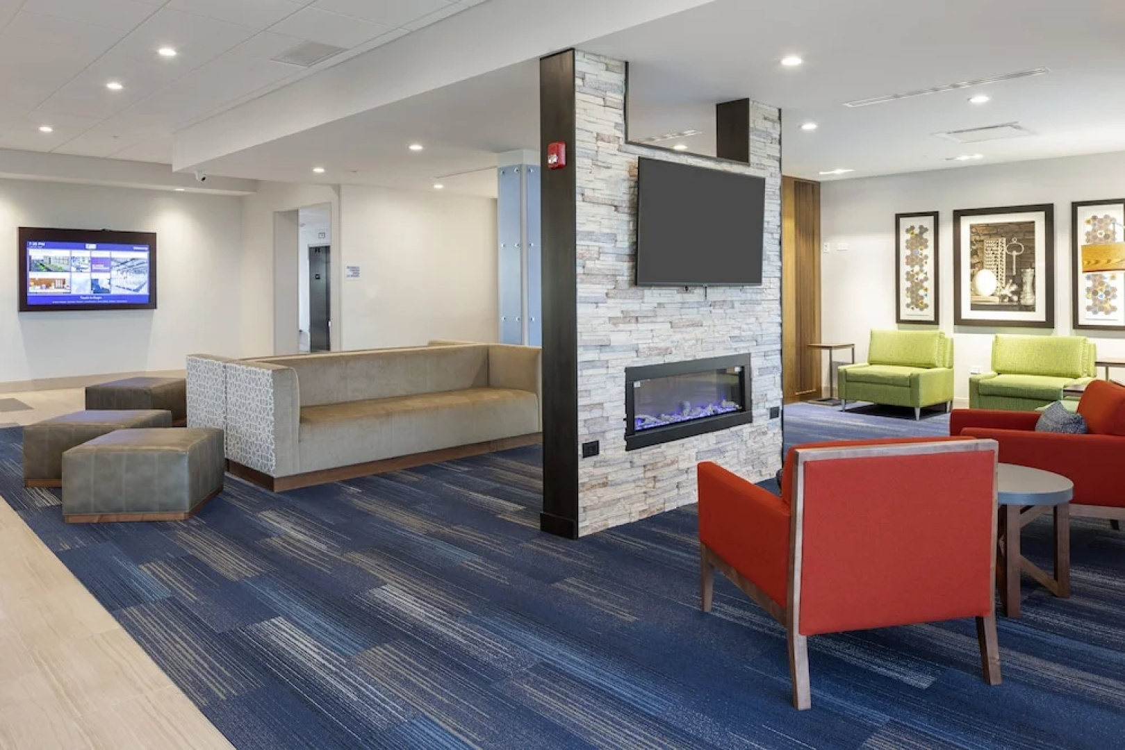 Holiday Inn Express & Suites Bourbonnais East - Bradley
