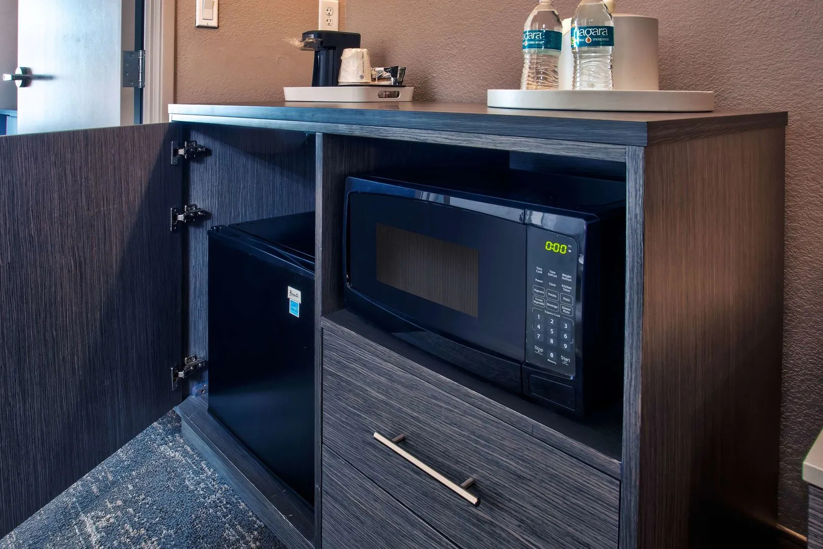 Hampton Inn & Suites Newark Airport Elizabeth