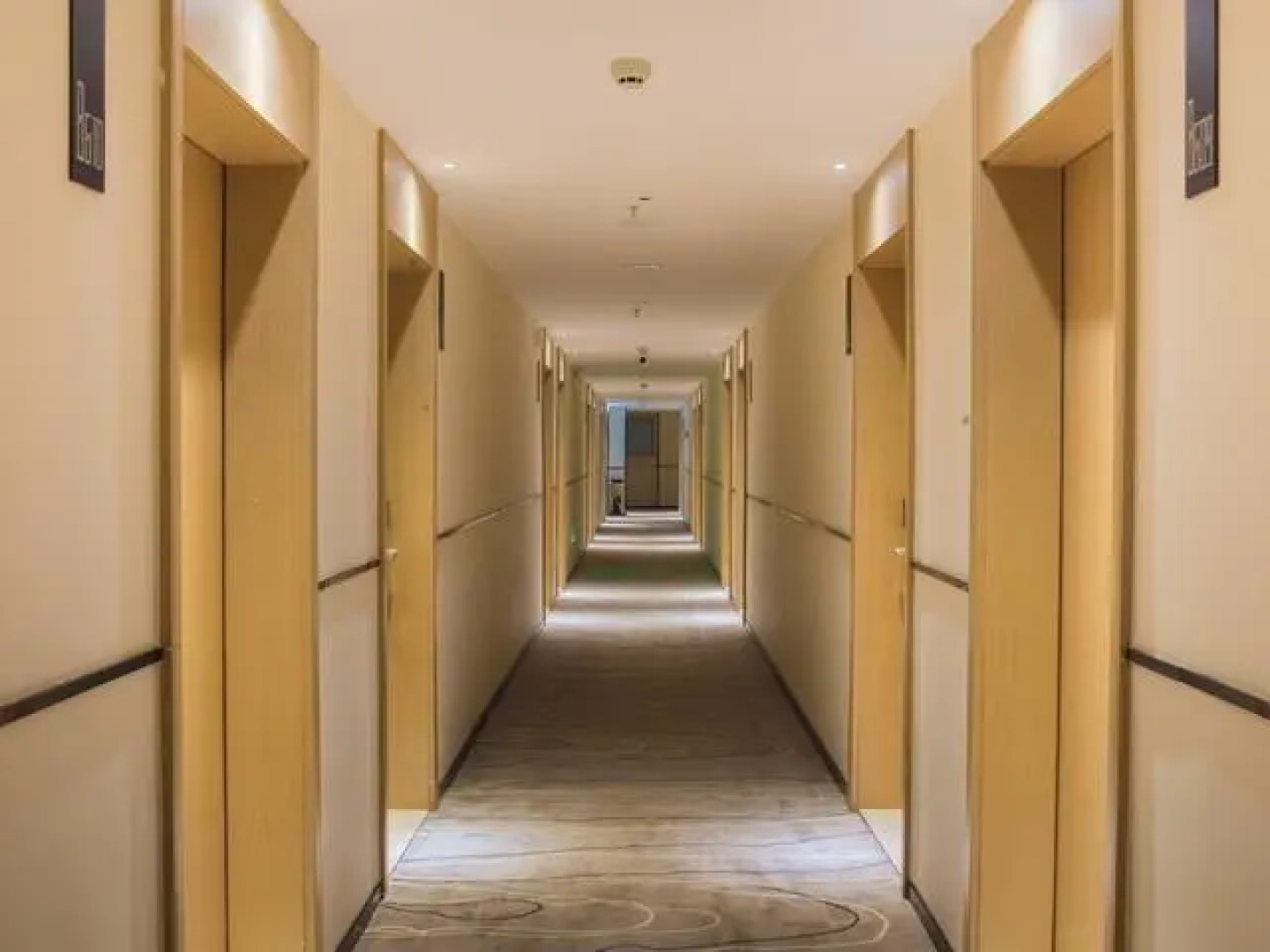 City Comfort Inn Hechi Tian'E Bus Terminal