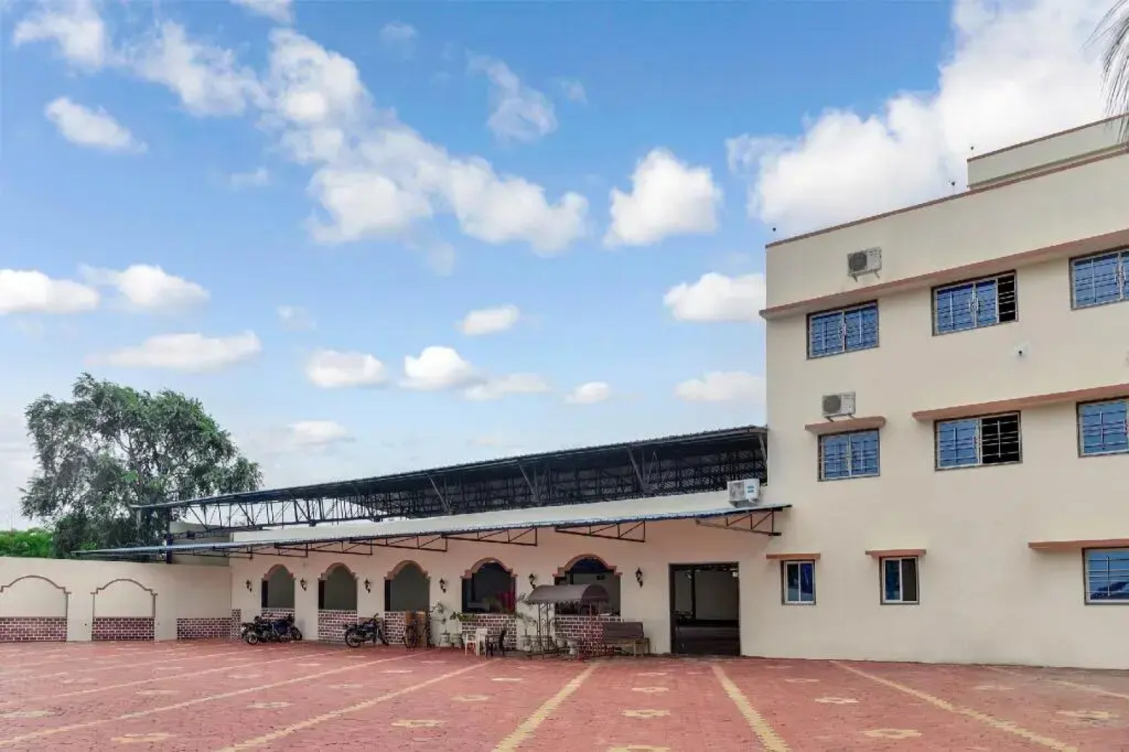 Kuber Vatika by OYO Rooms