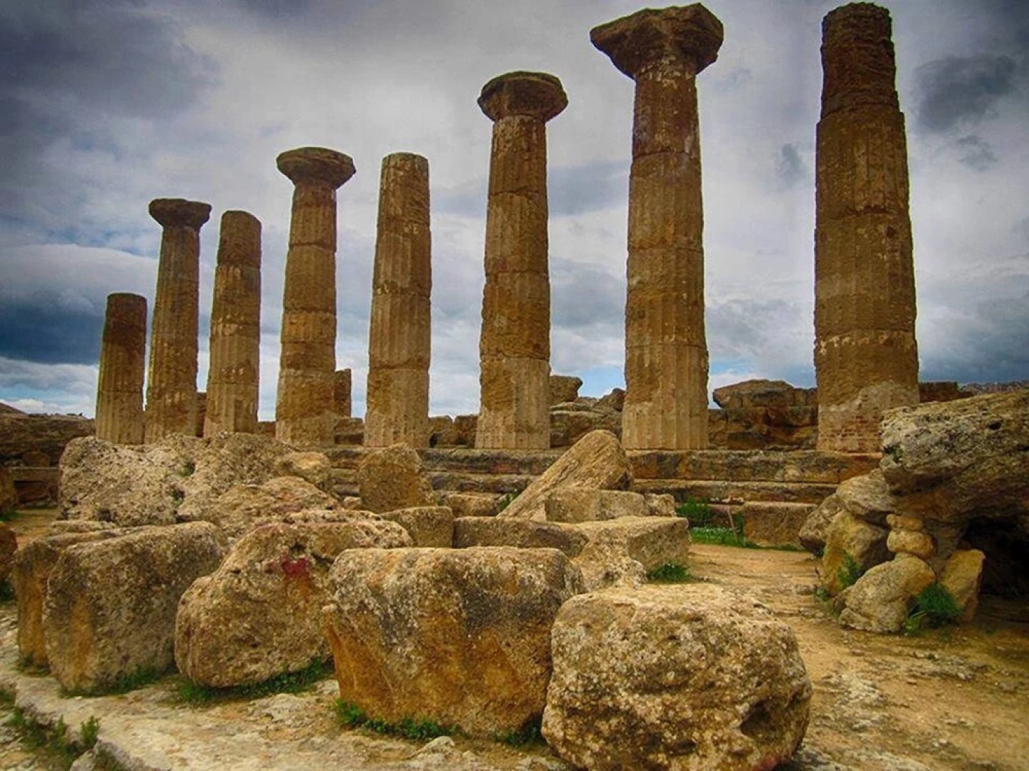 House With 2 Rooms in Enna, With Wonderful Lake View, Enclosed Garden