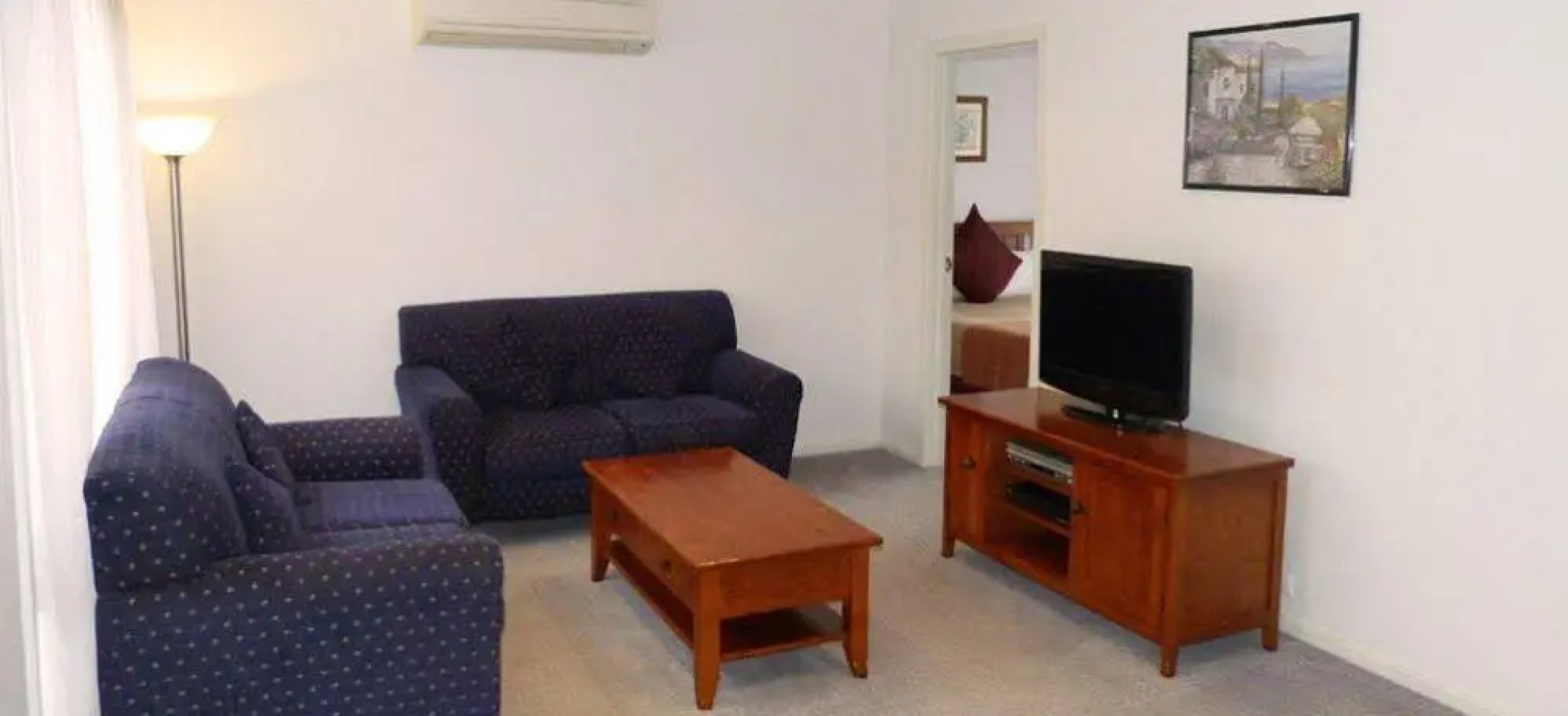 Belvoir Village Motel & Apartments