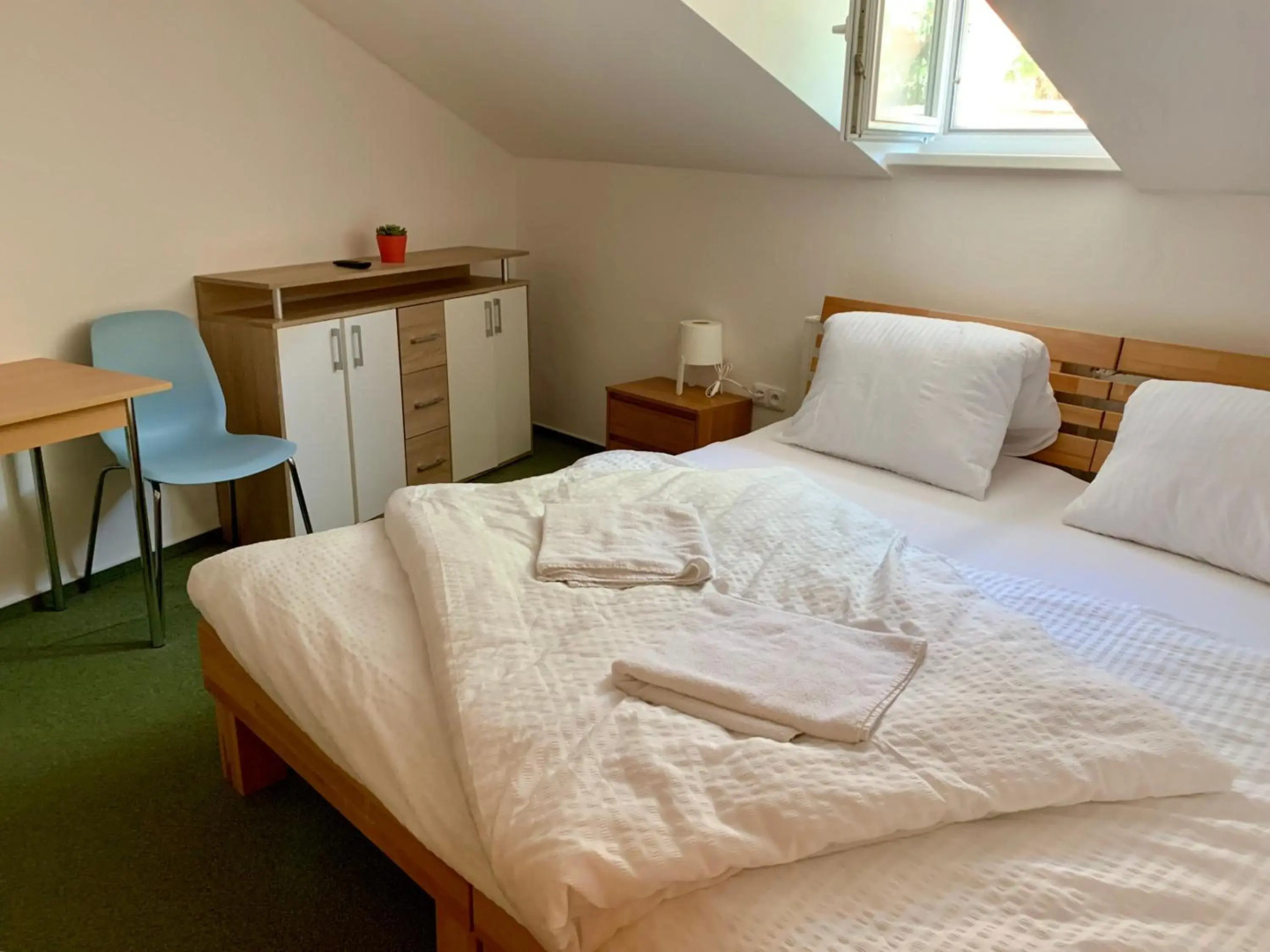 Mikulov - Inn - hotel s vinným sklepem Venuše