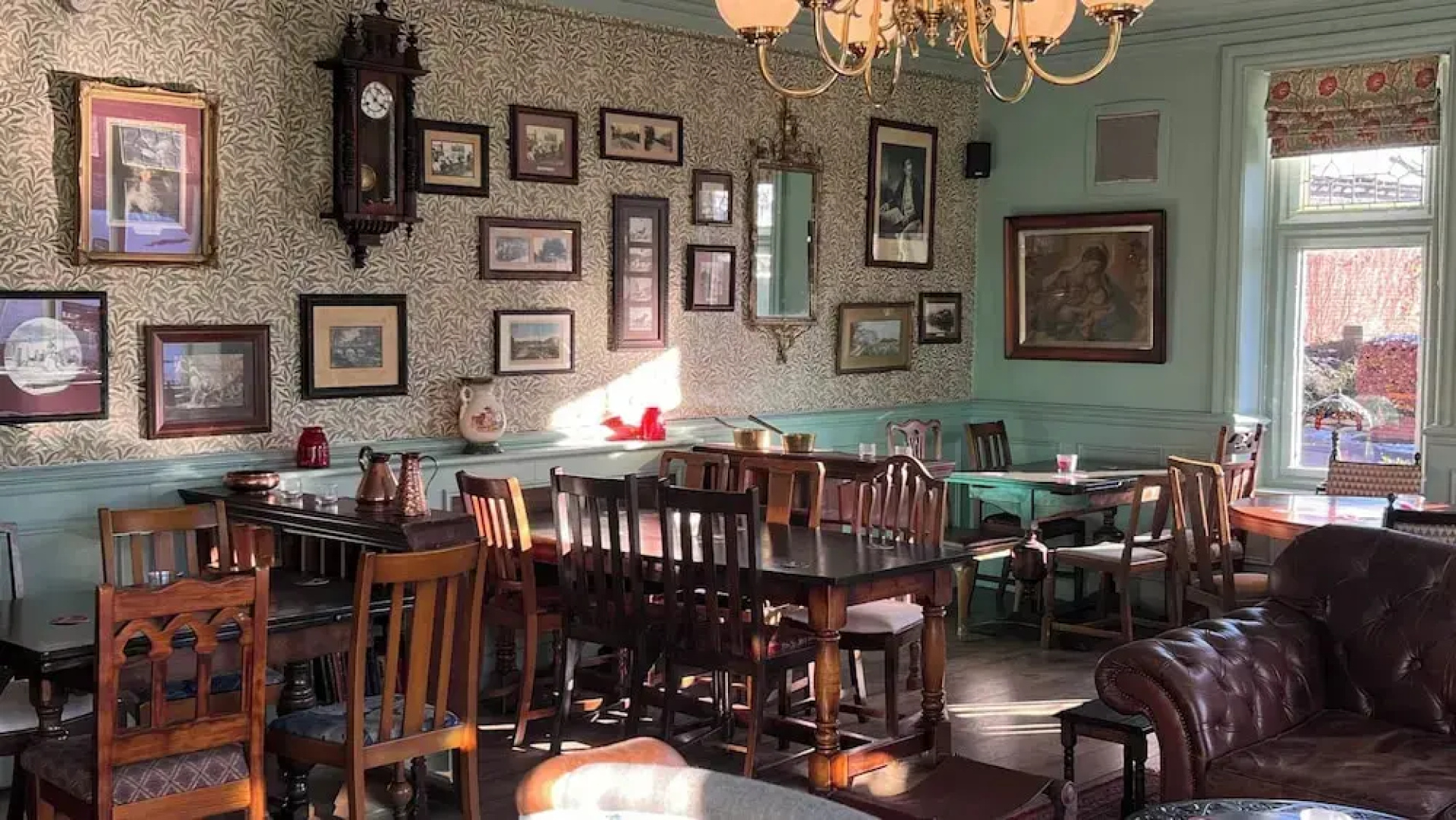 The Royal Oak Hotel and Restaurant