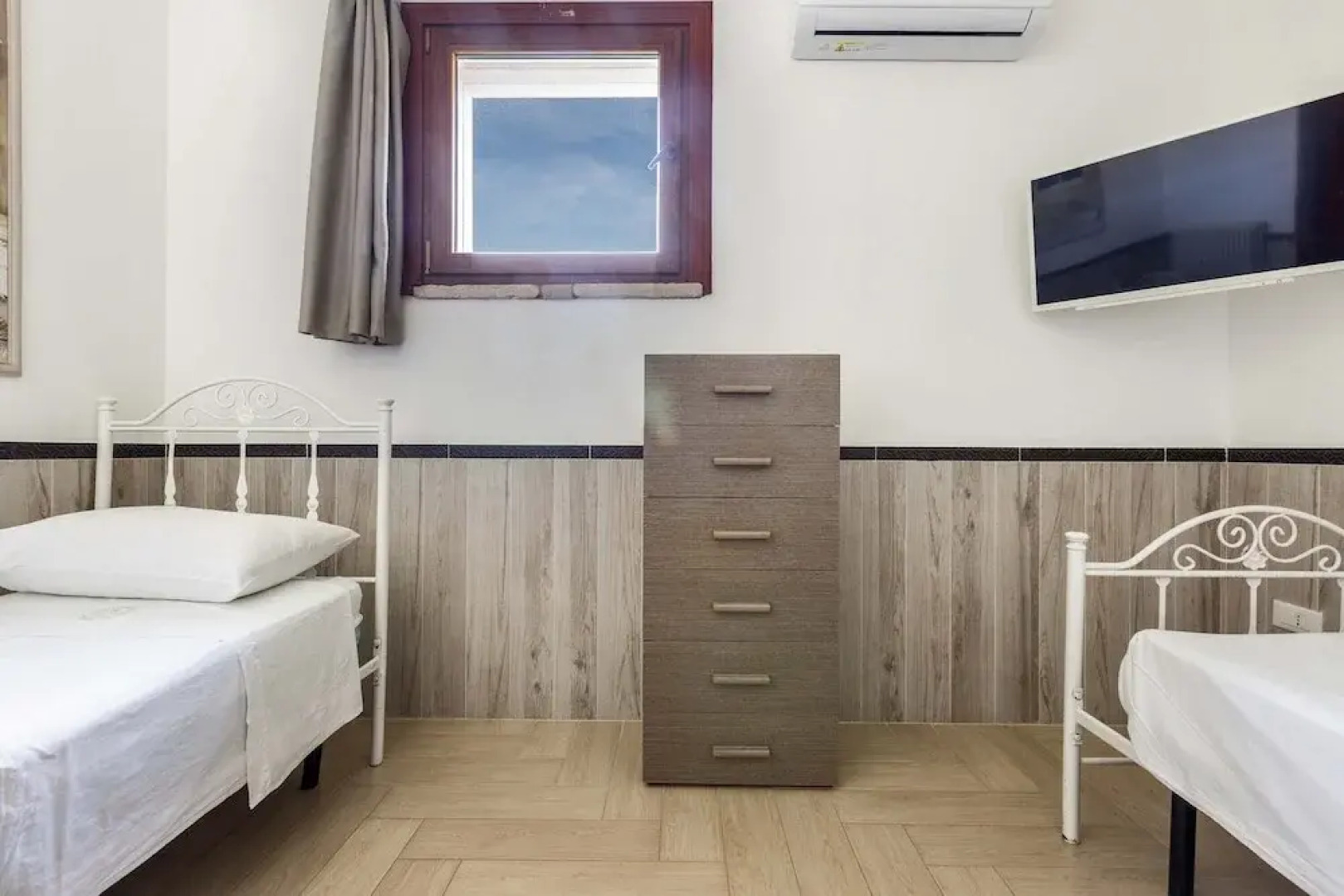 3664 Resort Re Sole - App. Michelle