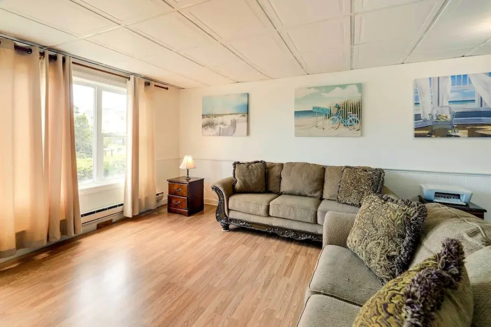 'hannah's Place' - Quaint & Cozy Apt by the Beach!