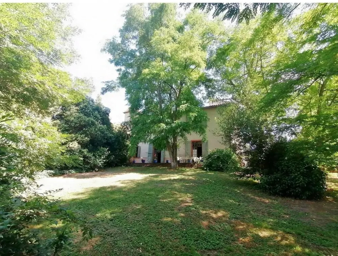 Les Hirondelles - domaine avec piscine