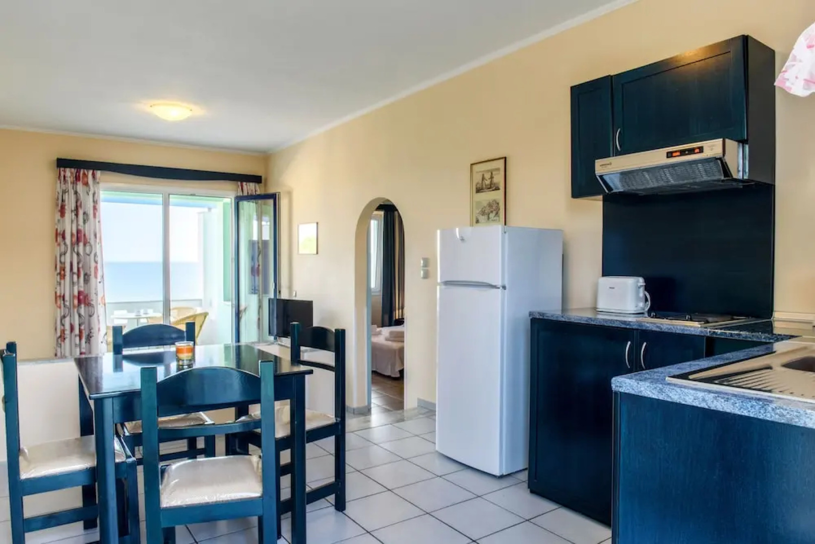 Sea Breeze Hotel Apartments & Residences