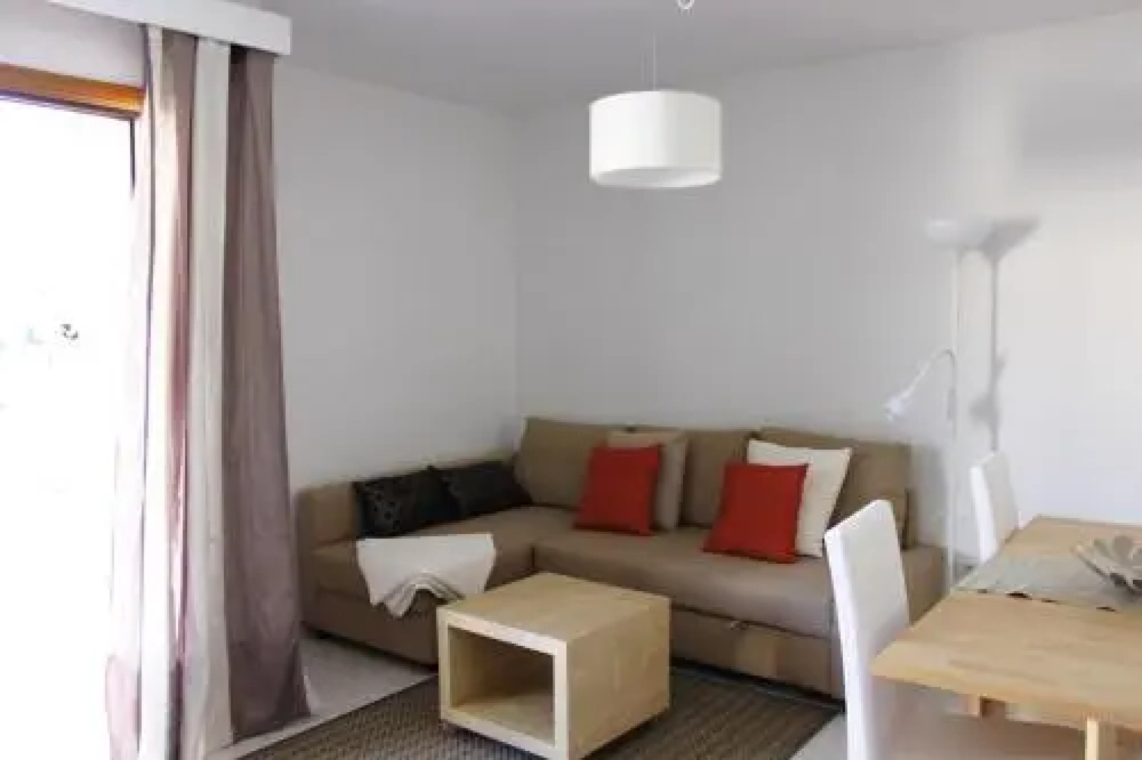 Prime Homes-Bright Attic 2bd Apartment