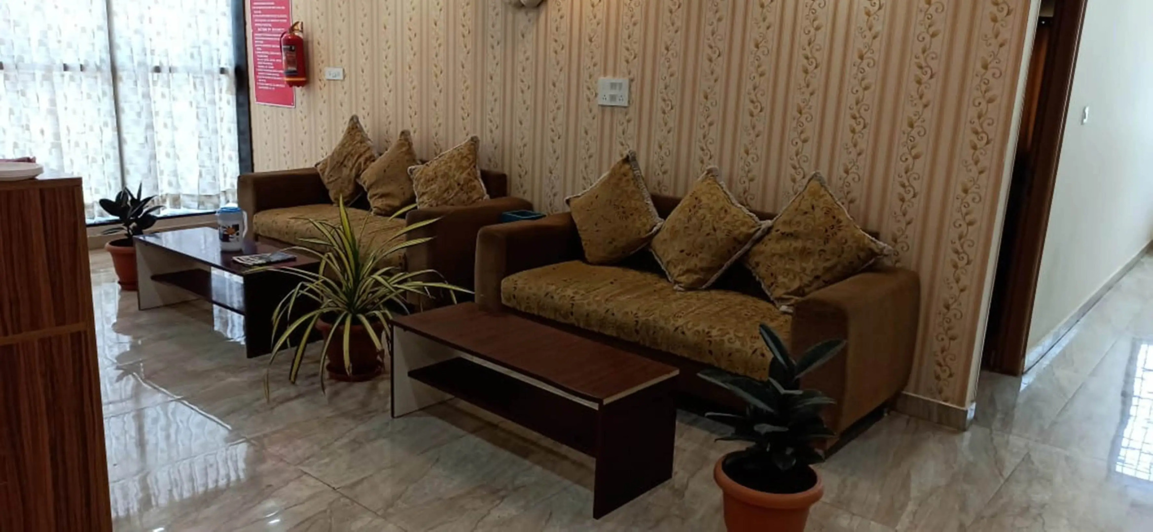 iROOMZ Suchira Lodge