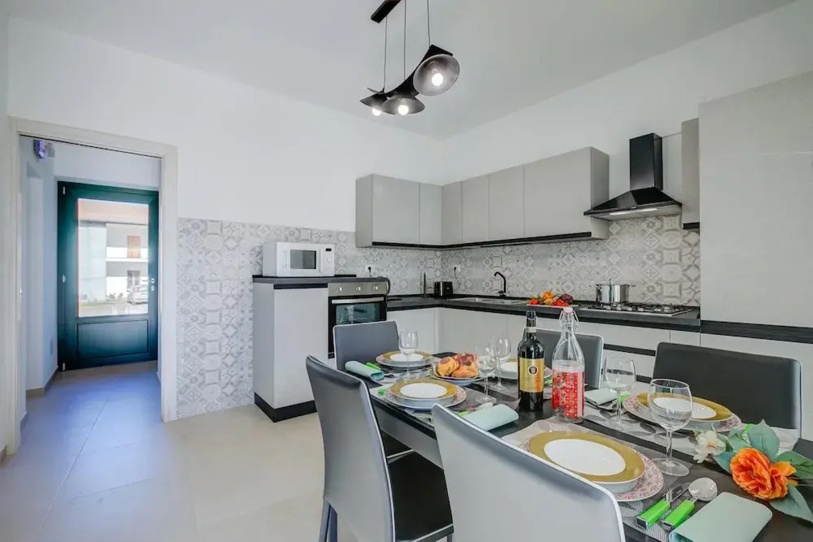 Darma s House 3 Minutes From Monate Lake