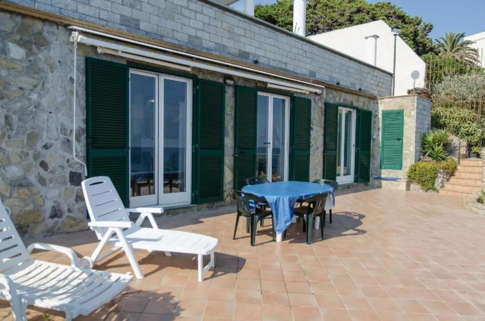 Ferienwohnung für 5 Personen 1 Kind ca 80 m in Cipressa, Italienische Riviera Italienische Westküste