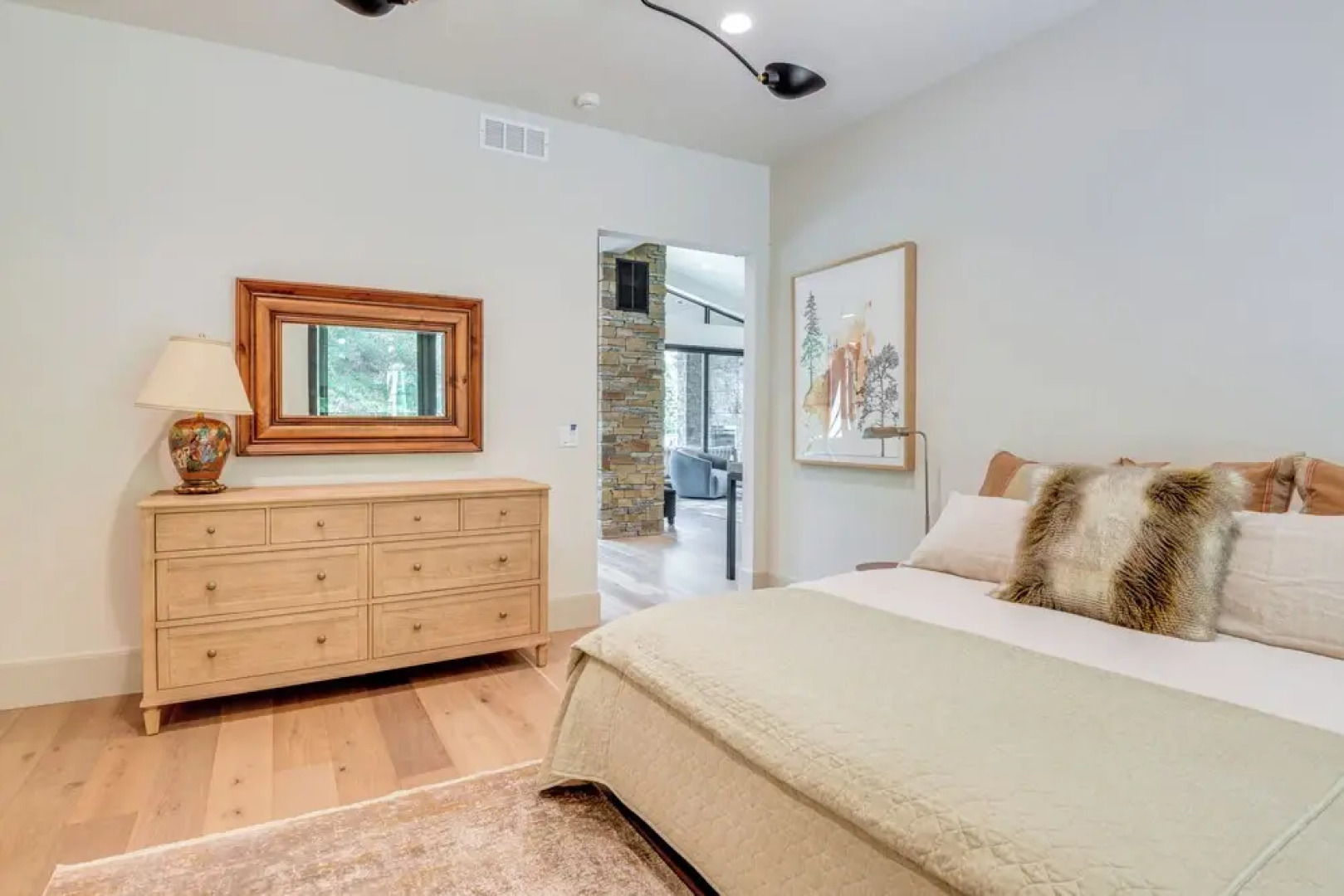 Luxury Alpine Home w/ Hot Tub: 1 Mi to Sun Valley!