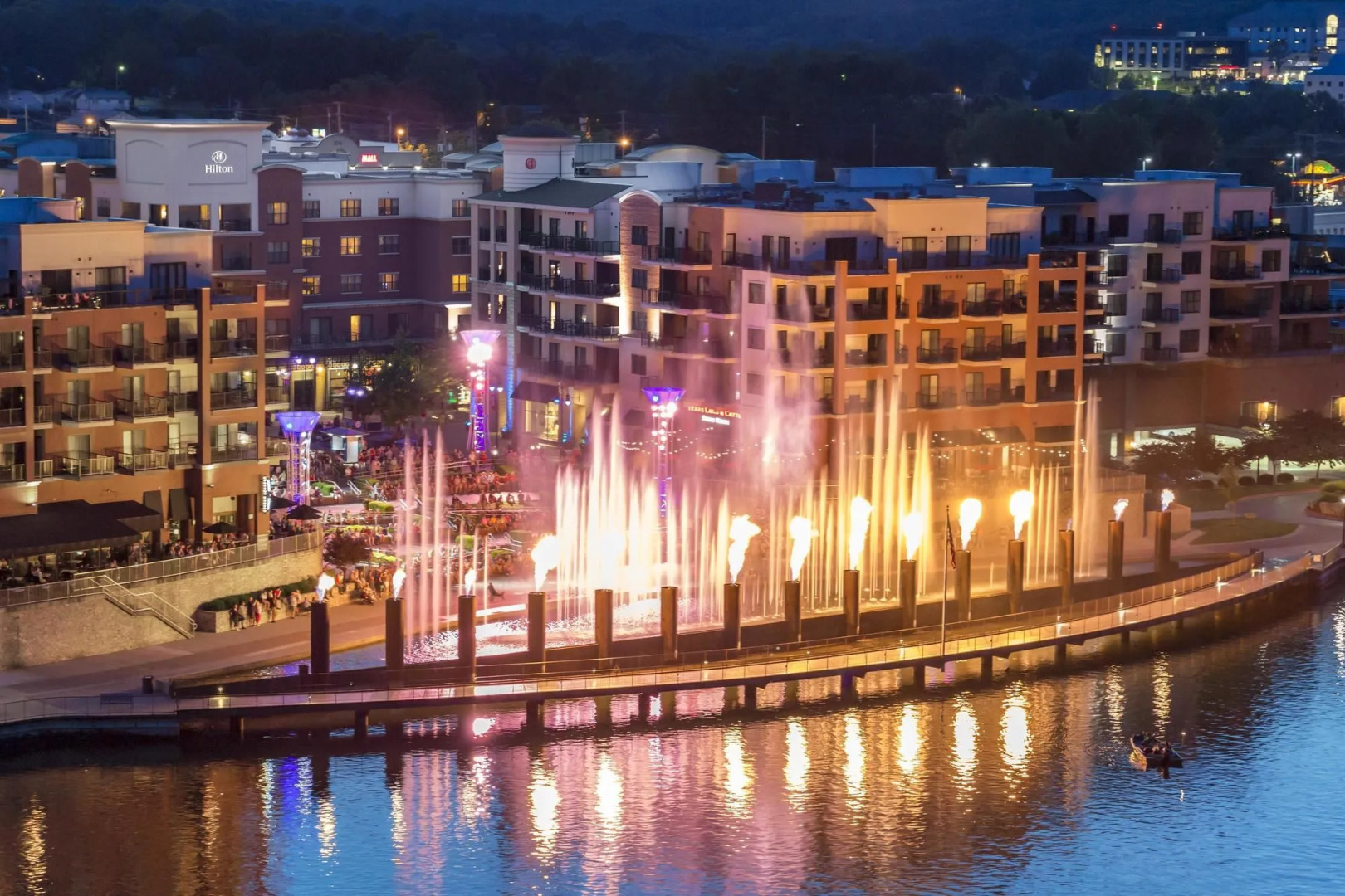 Hilton Promenade at Branson Landing