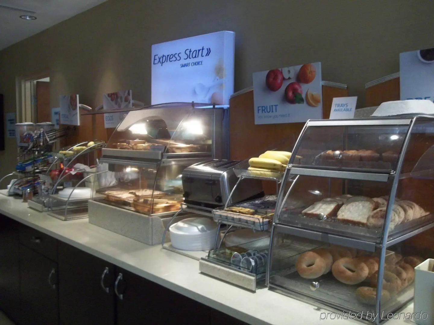 Holiday Inn Express Hotel & Suites Winchester by IHG