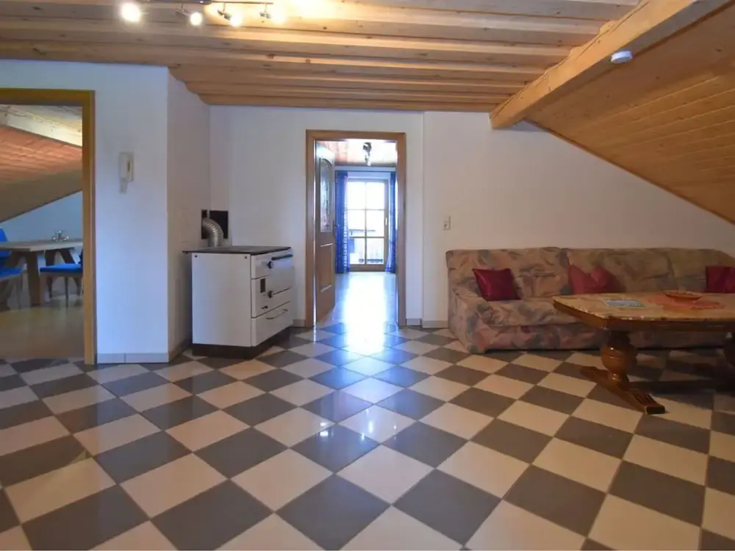 Balcony Views & Forest Calm