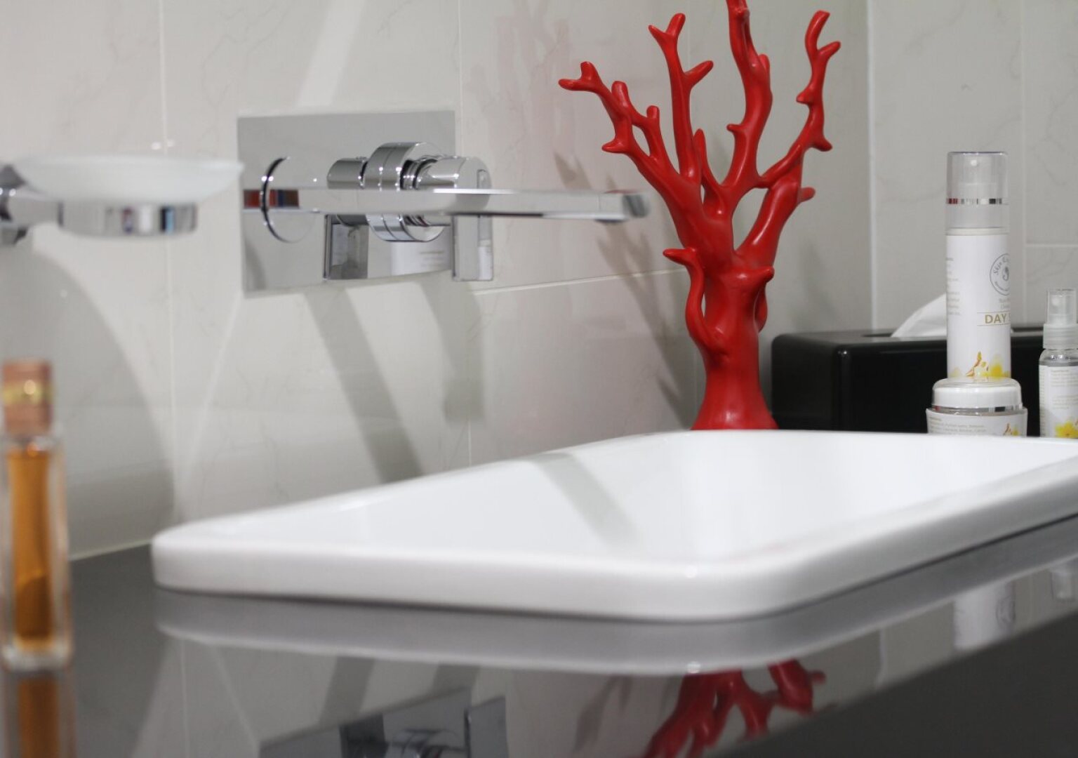 Springfield Lakes Boutique Hotel