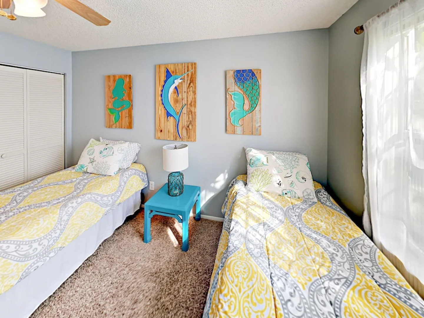 1465 Brier Home - 3 Br Home