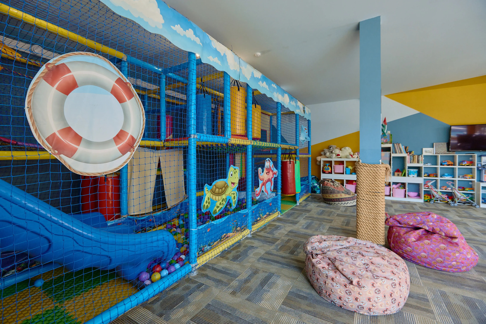 Отель Aquamarine Family Club