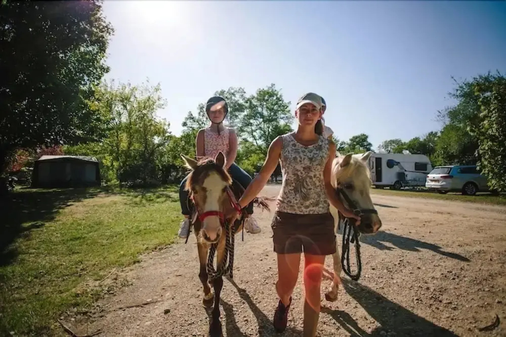Camping les Plages de l'Ain