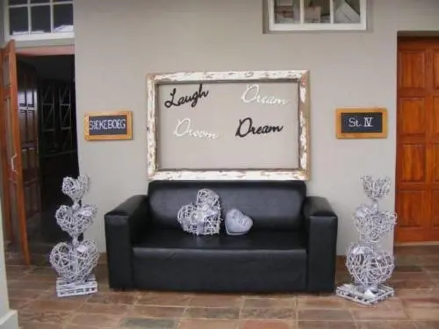 Ou Skool Guest House