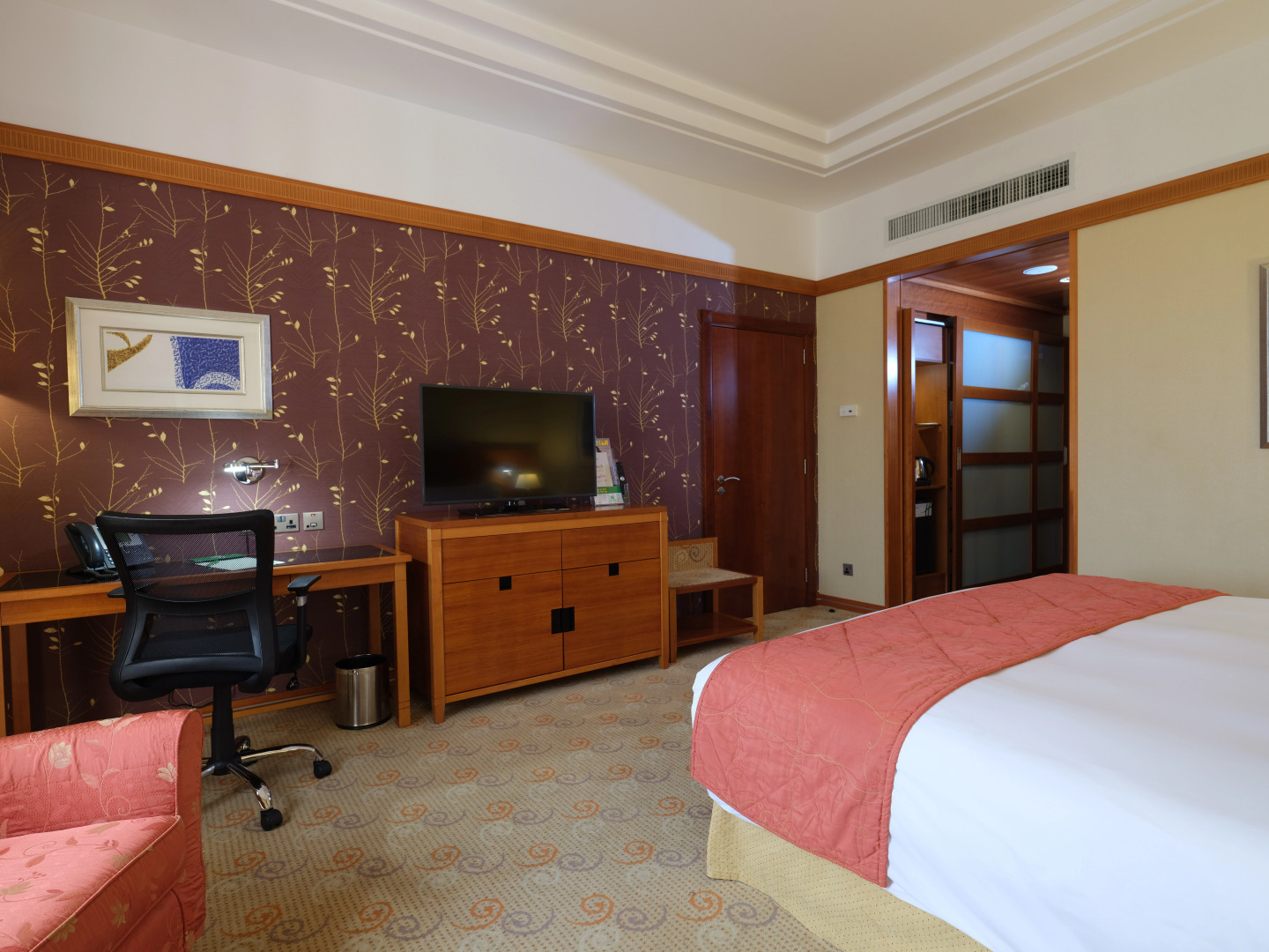 Holiday Inn Kuwait by IHG