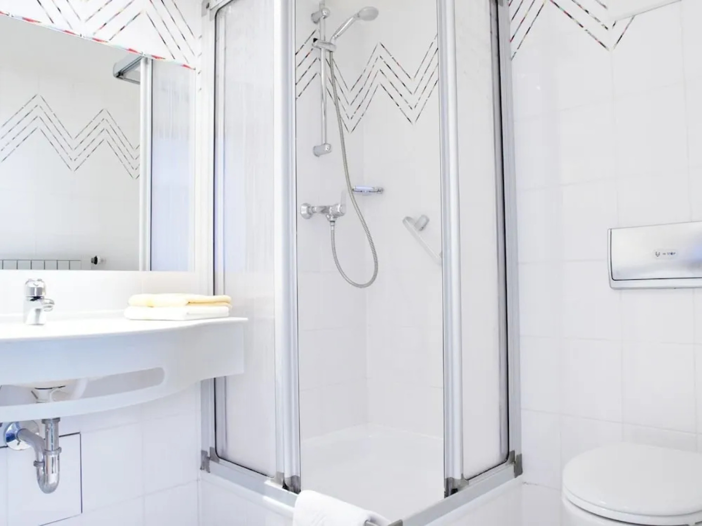 Hotel-gasthof Neumühle