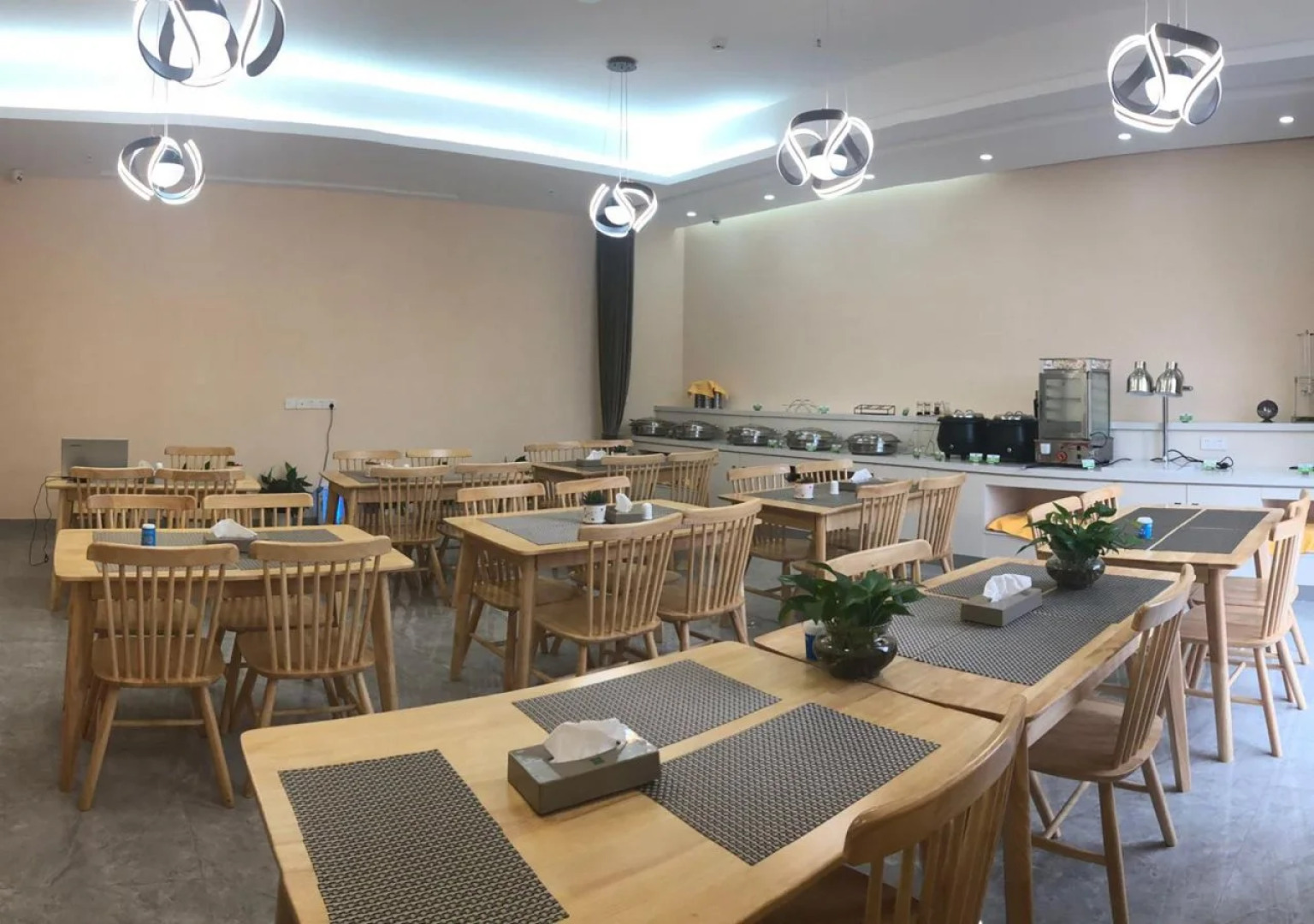 IBIS Styles NC Red Valley