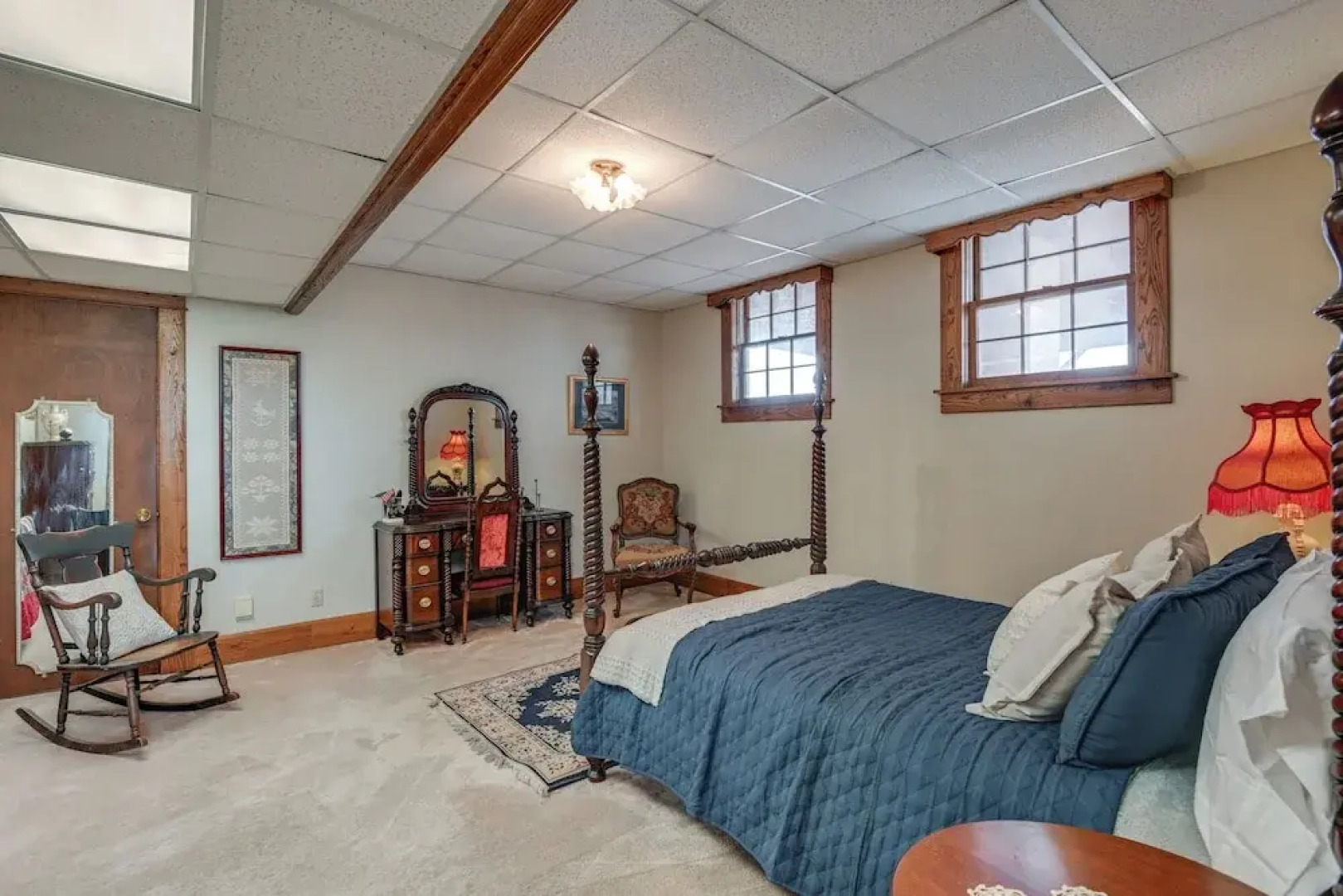 Walk to Lawrenceburg Square: Home for Large Groups