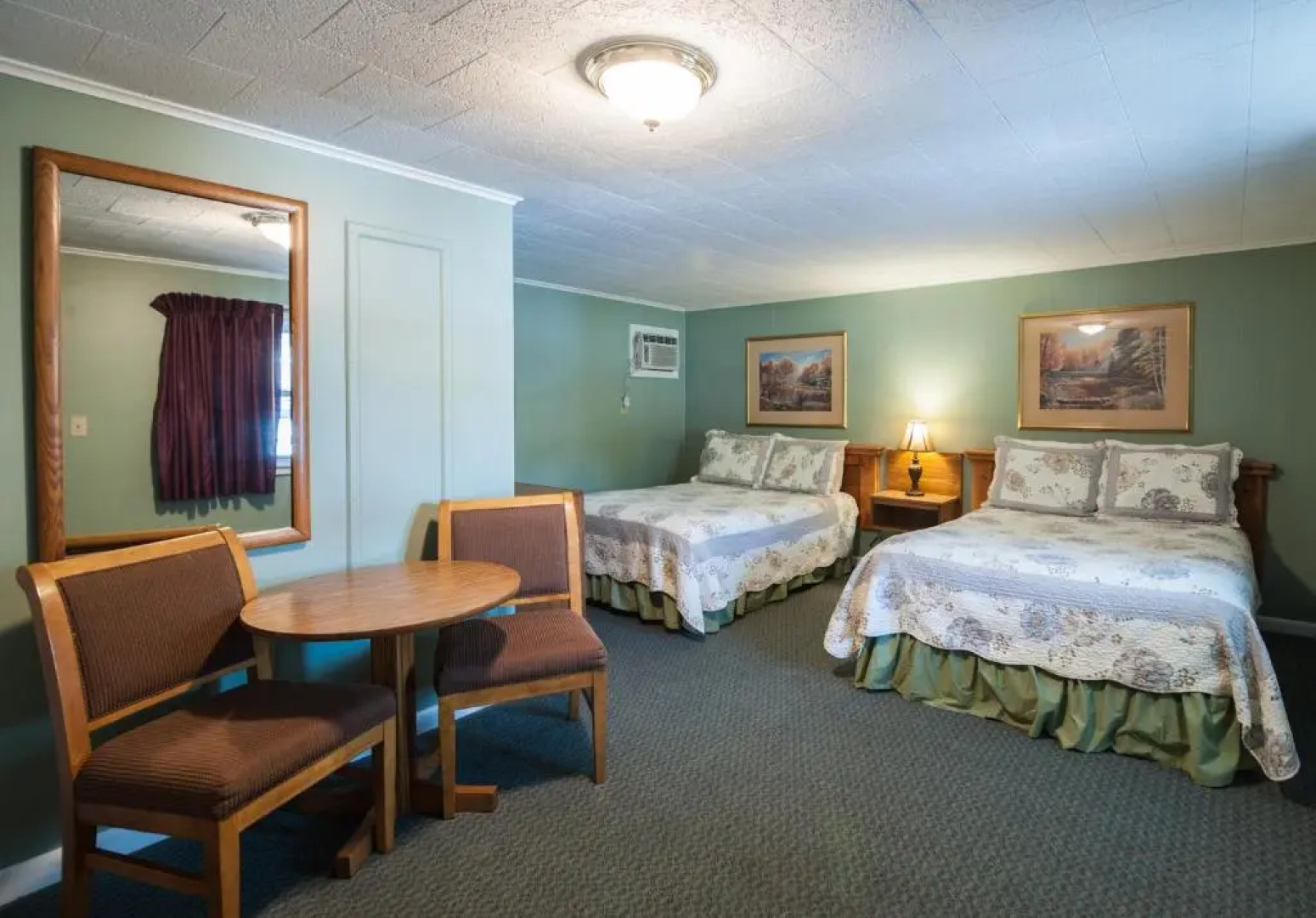 Profile Motel & Cottages