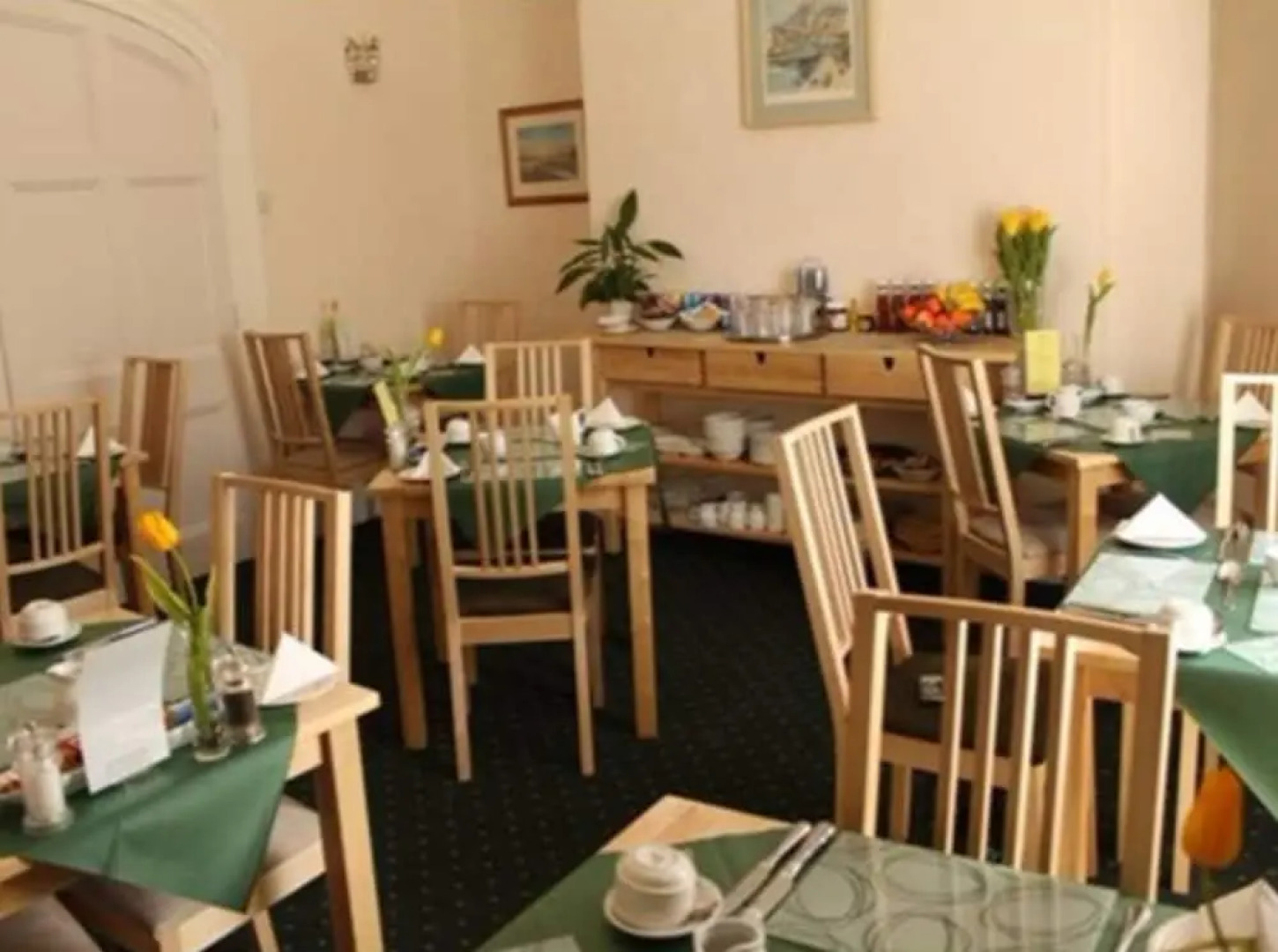 Rainbow Lodge - Guest house