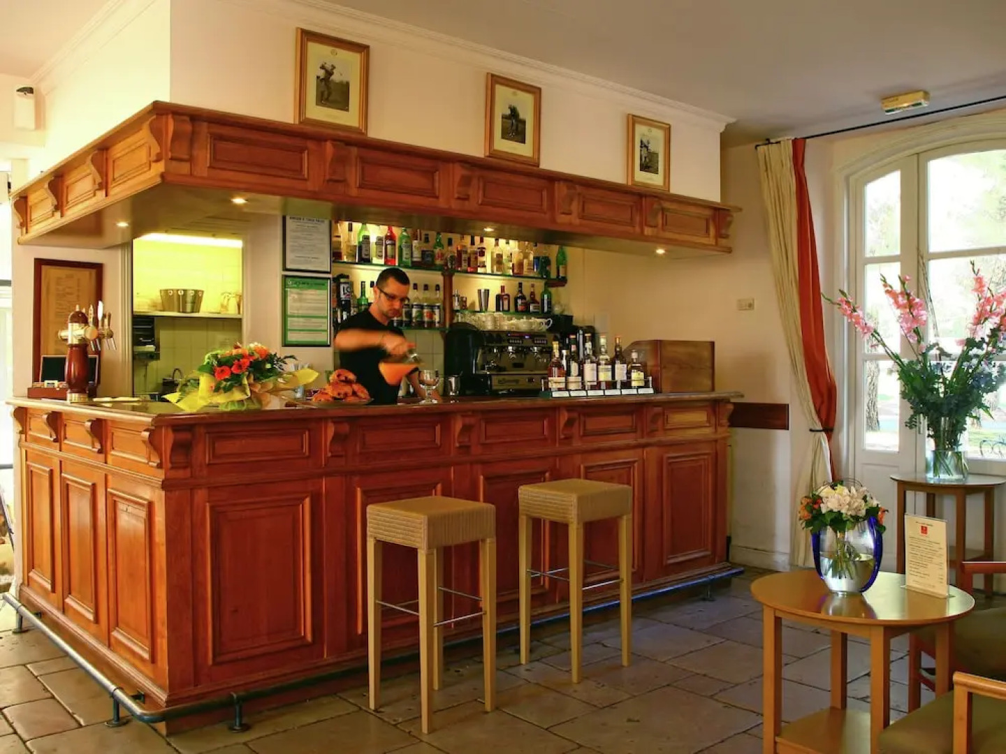 Provencal Holiday Home With Dishwasher not far From Fréjus