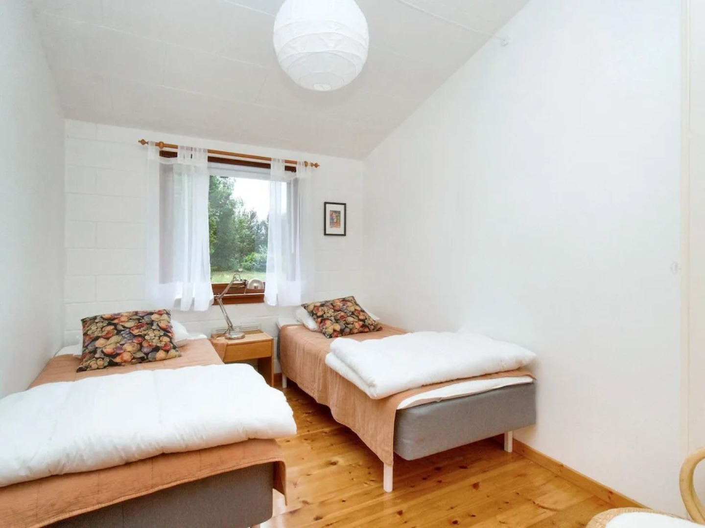 6 Person Holiday Home in Dronningmolle