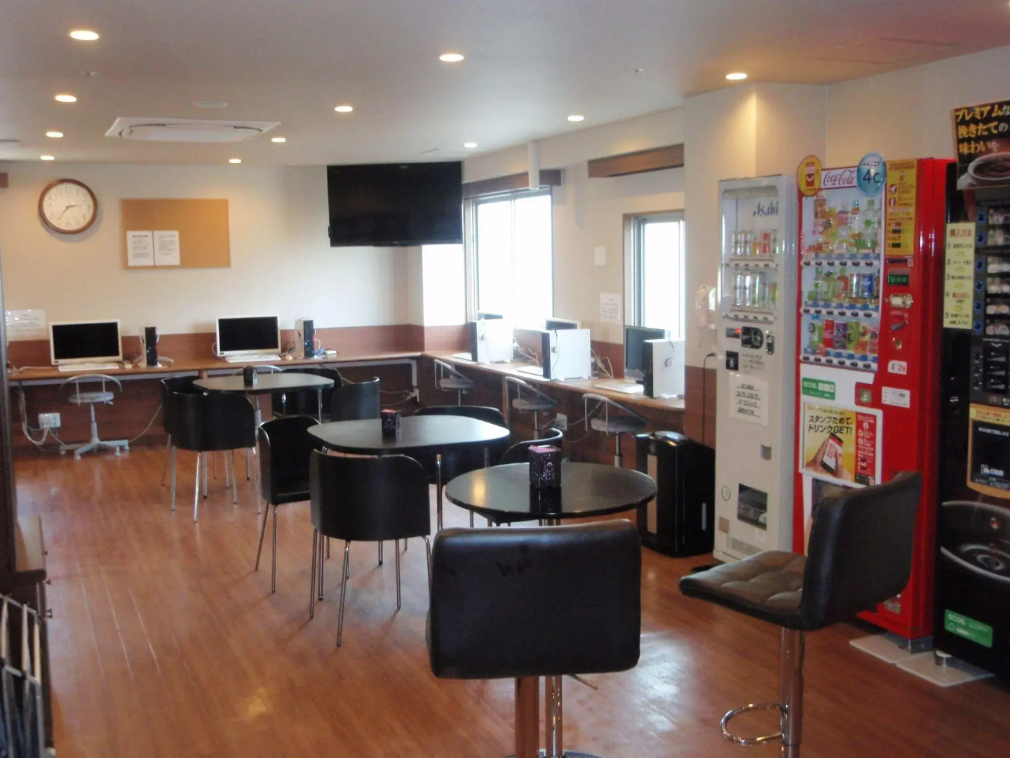 Capsule Hotel Kobe Sannomiya (Male Only)