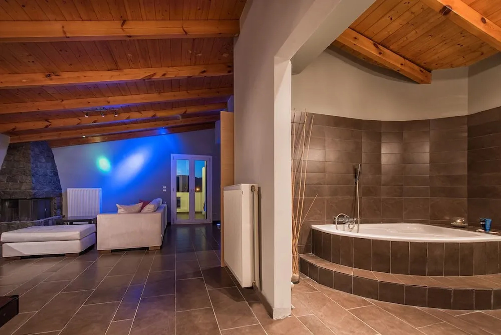 Astarte Villas - Muthee Villa