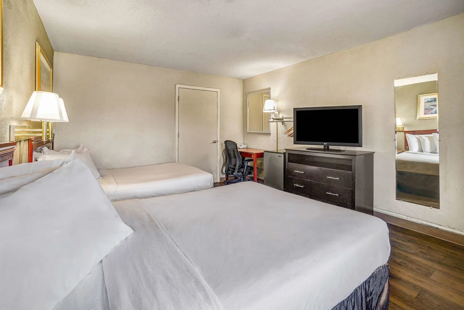 Motel 6 Lester, PA - Philadelphia Airport