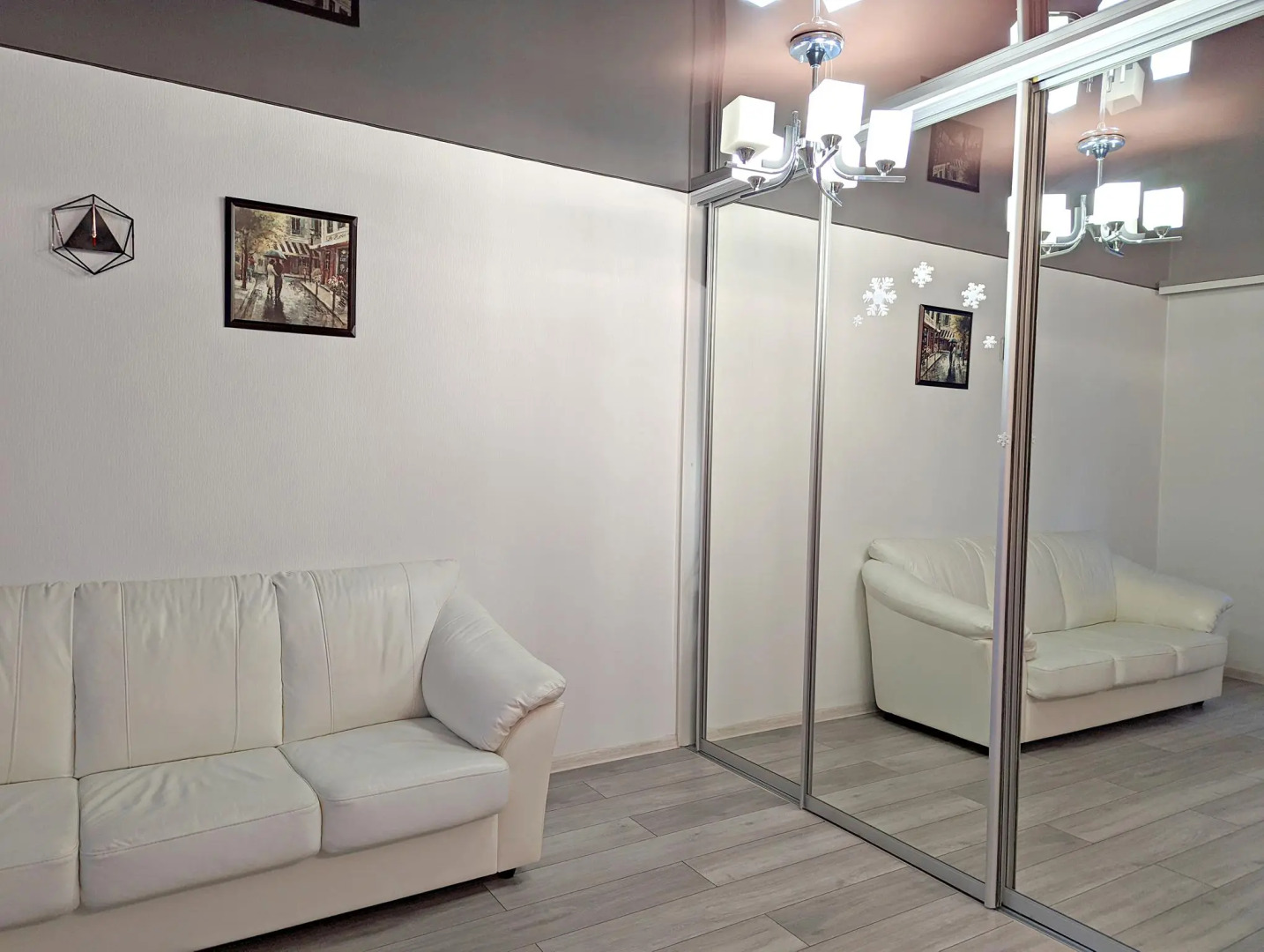 Хорошего дня на улице Александра Козицына 12