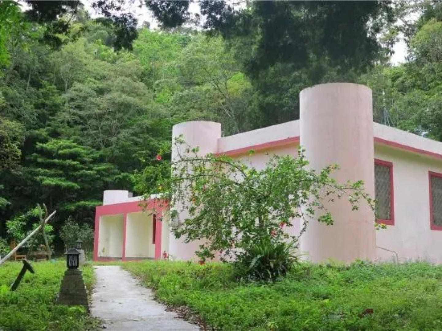 Jianfengling Tianchi Mountain Resort