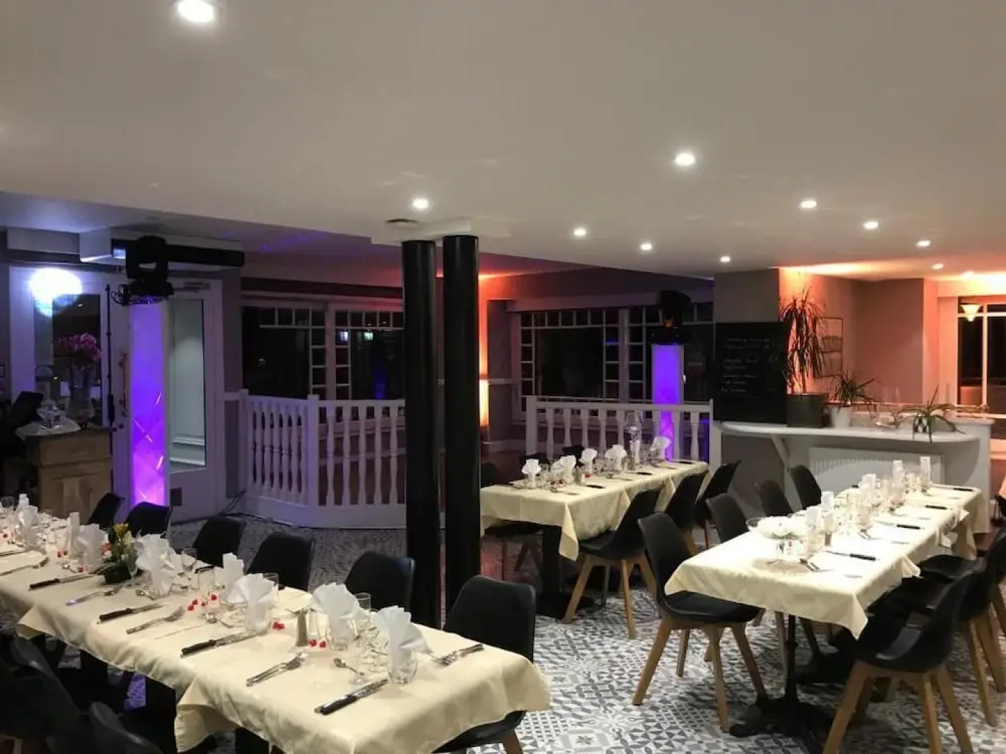 Hôtel Restaurant Le Bourgogne