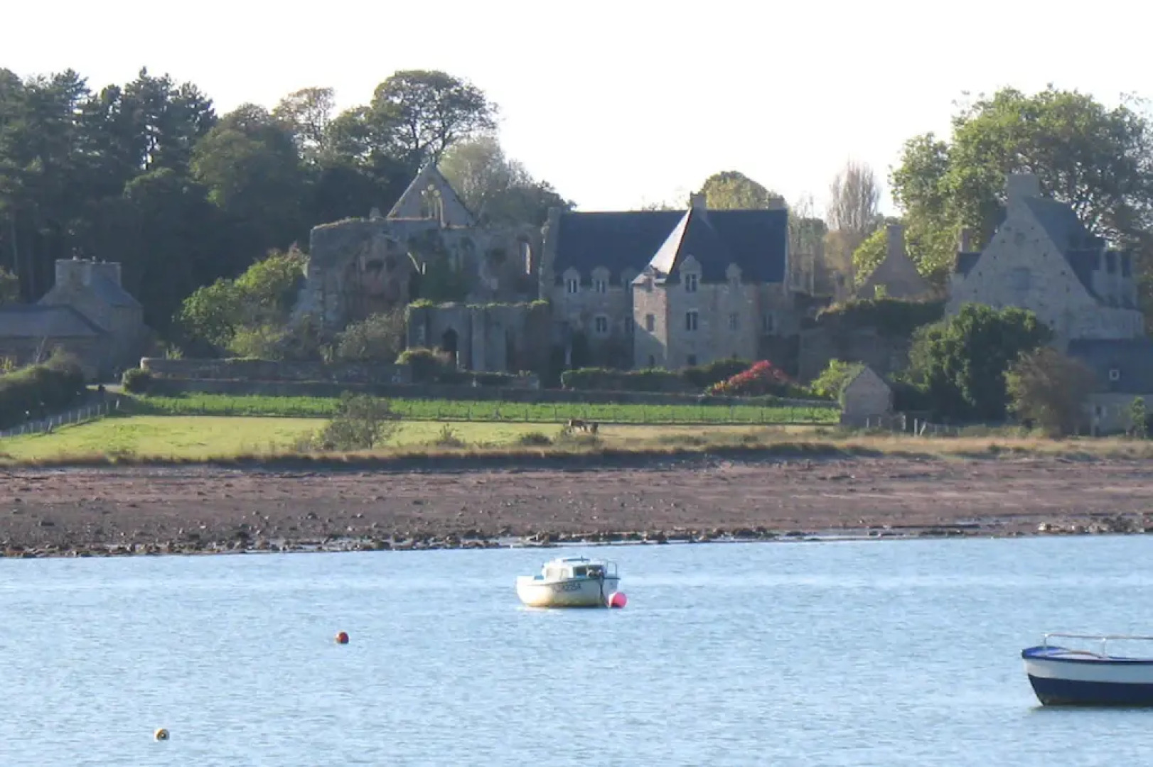 Cottage by Goelo Coast With Sea Views